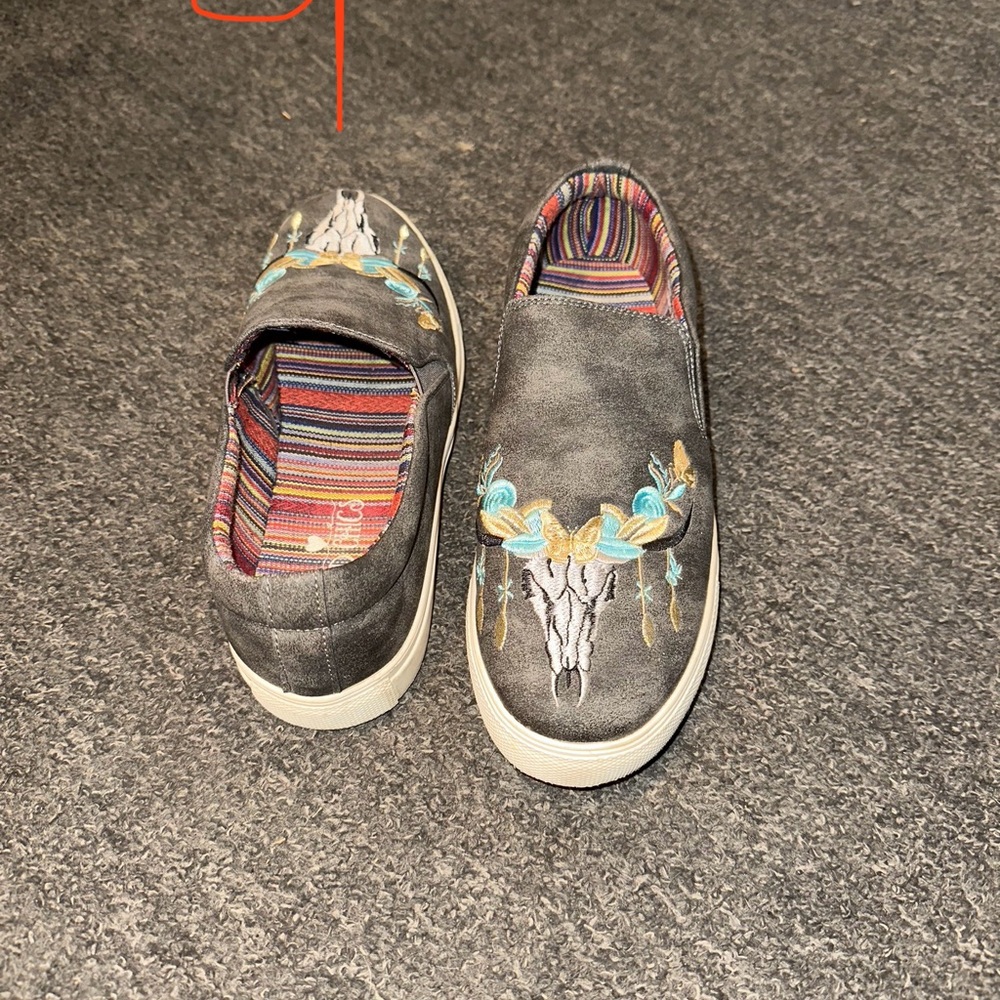 Western slip on shoes